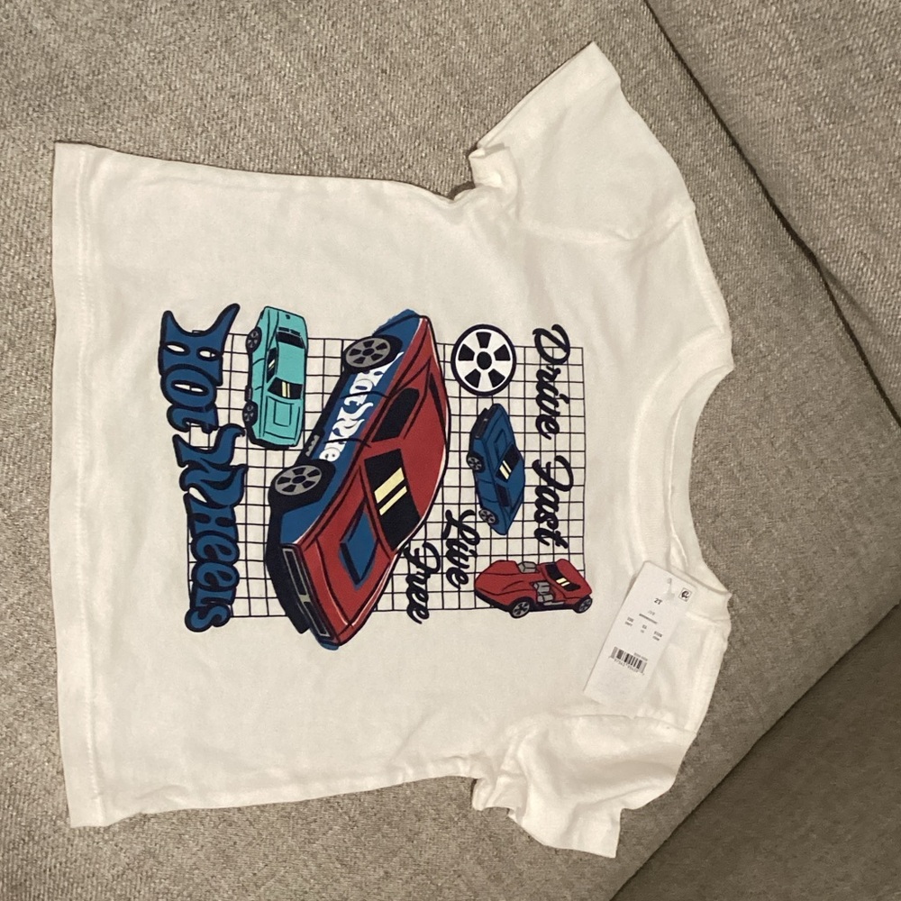 Hot Wheels Kids Graphic Tee with Retro Car Print